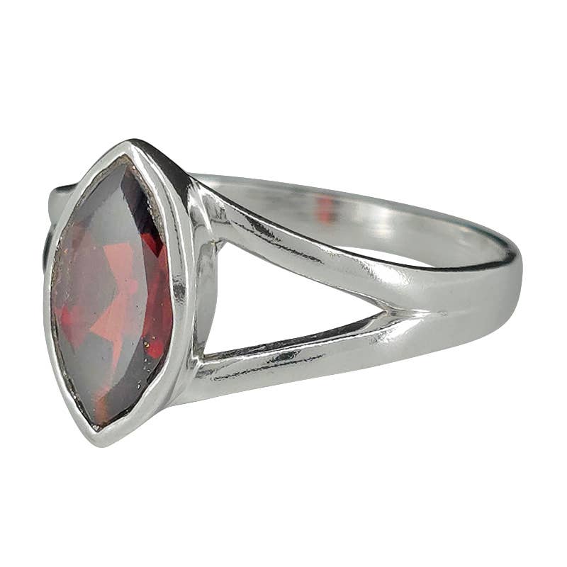 Faceted Garnet Sterling Silver Ring: 7