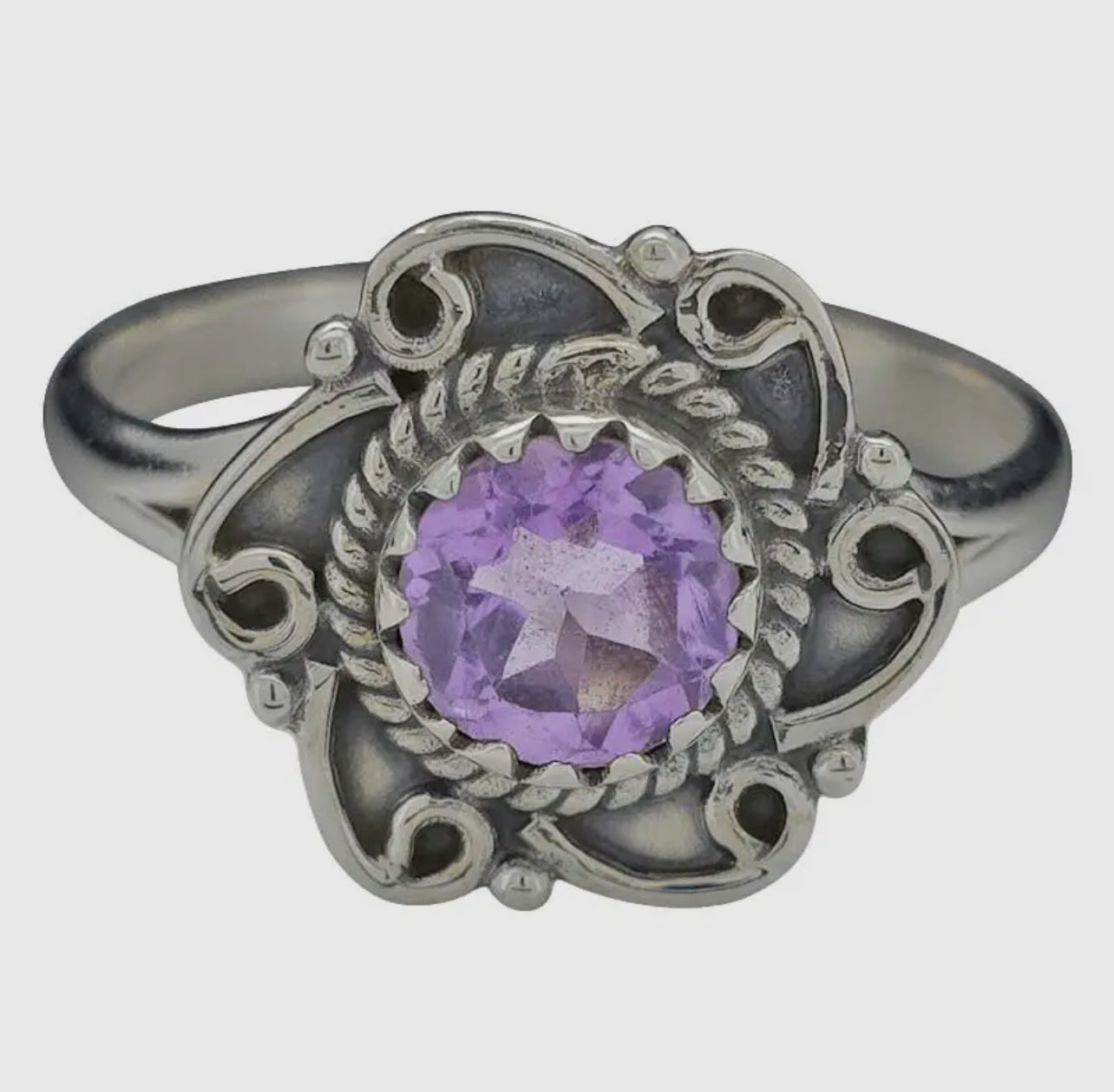 Faceted Amethyst Sterling Silver Ring - Flower