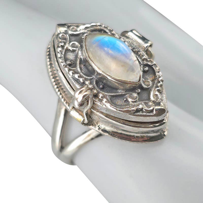 Moonstone Sterling Silver Locket / Poison Ring: 9