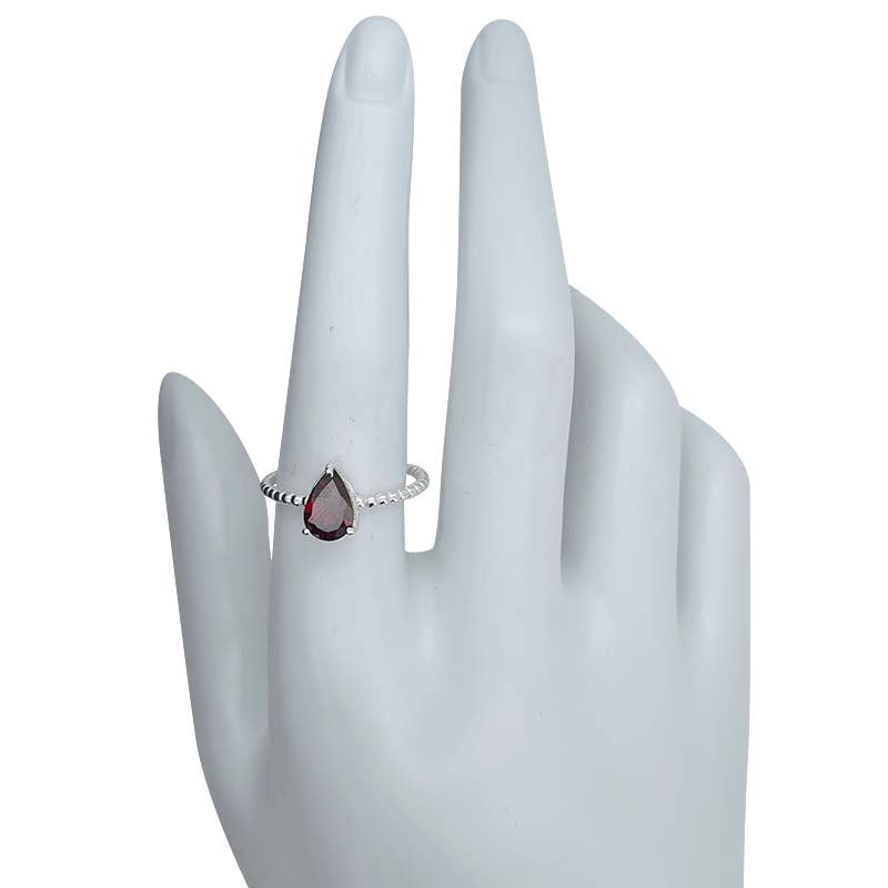 Faceted Garnet Sterling Silver Ring: 7