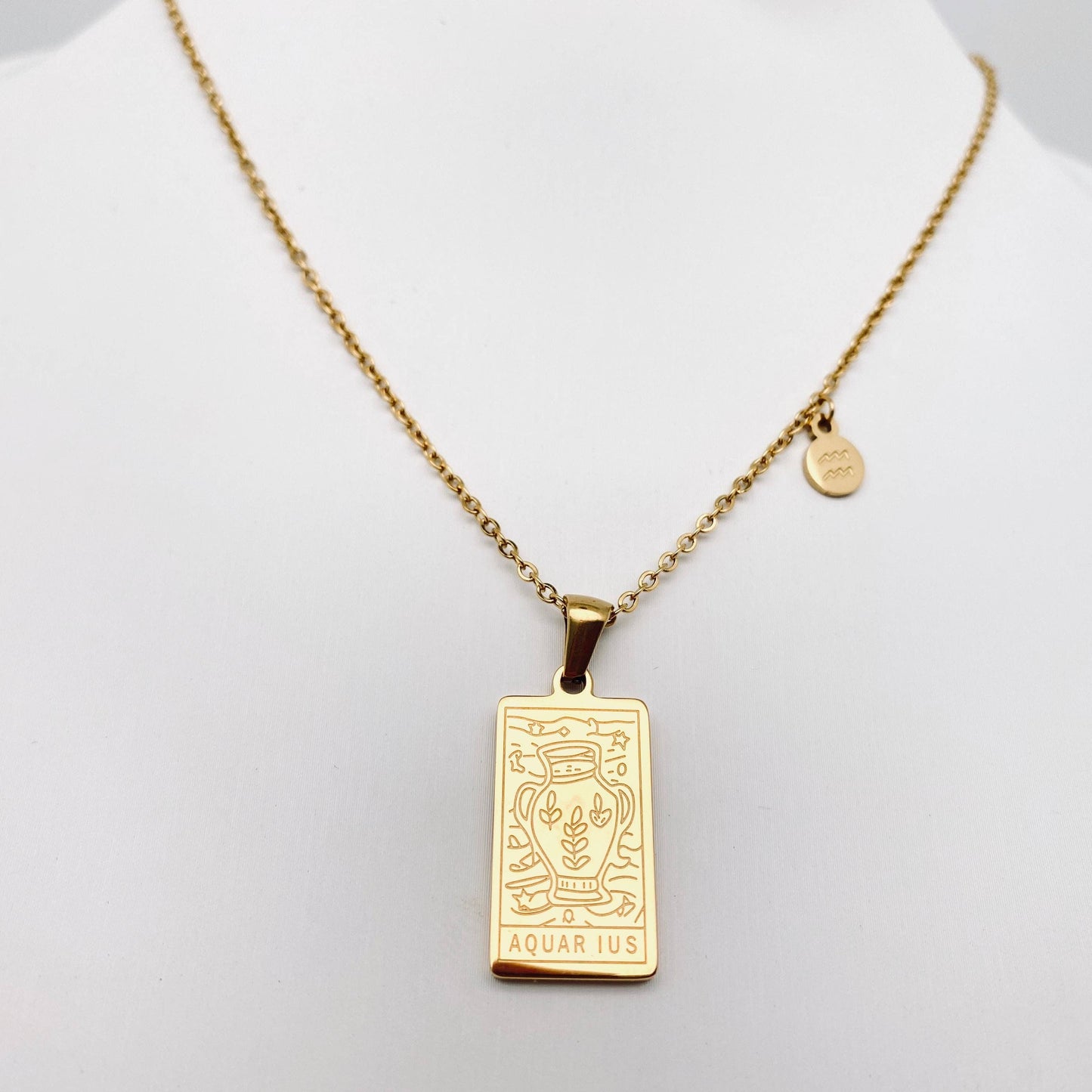 Leo:Golden Stainless Steel 12 Constellation Charm Necklace