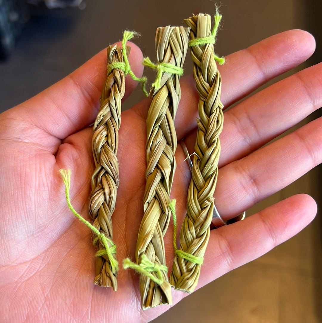 Sweetgrass Sweetgrass Braid- 4” – Intrinsic Elements