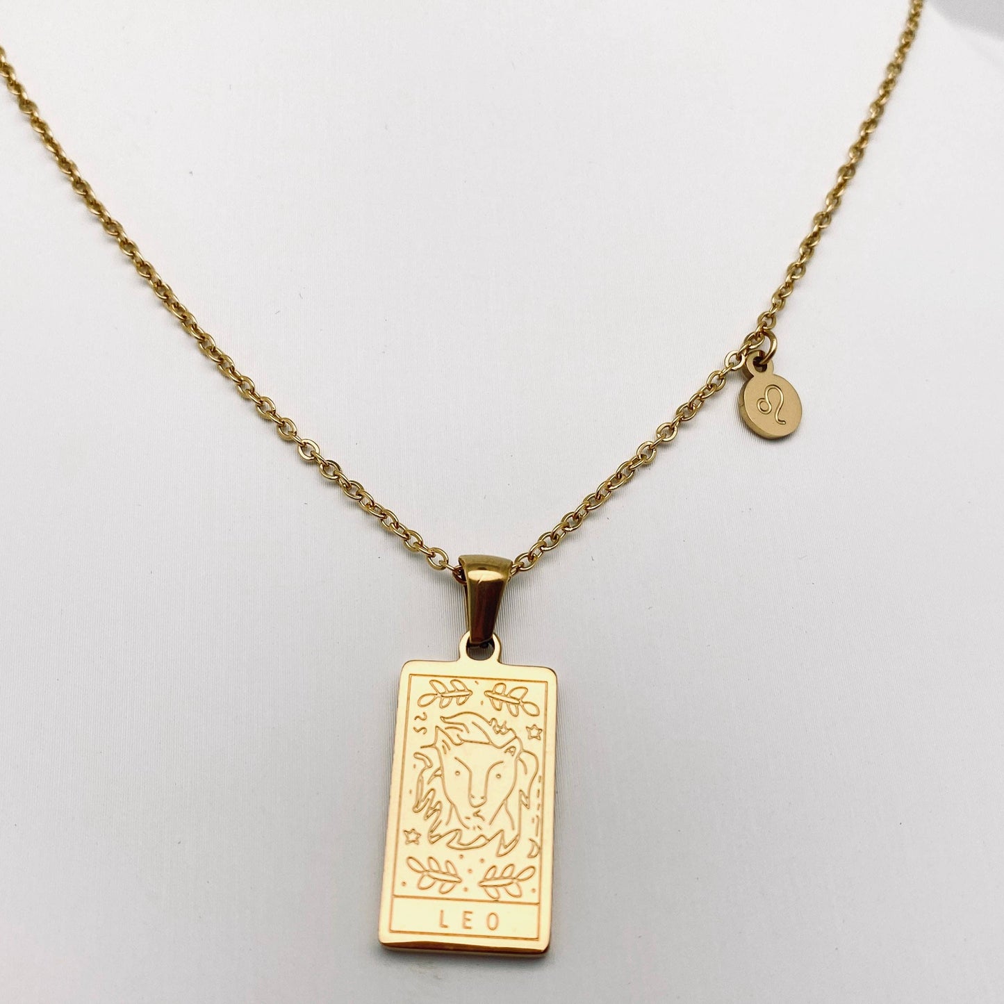 Leo:Golden Stainless Steel 12 Constellation Charm Necklace