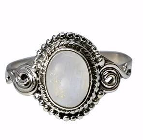 Moonstone Sterling Silver Ring: 7