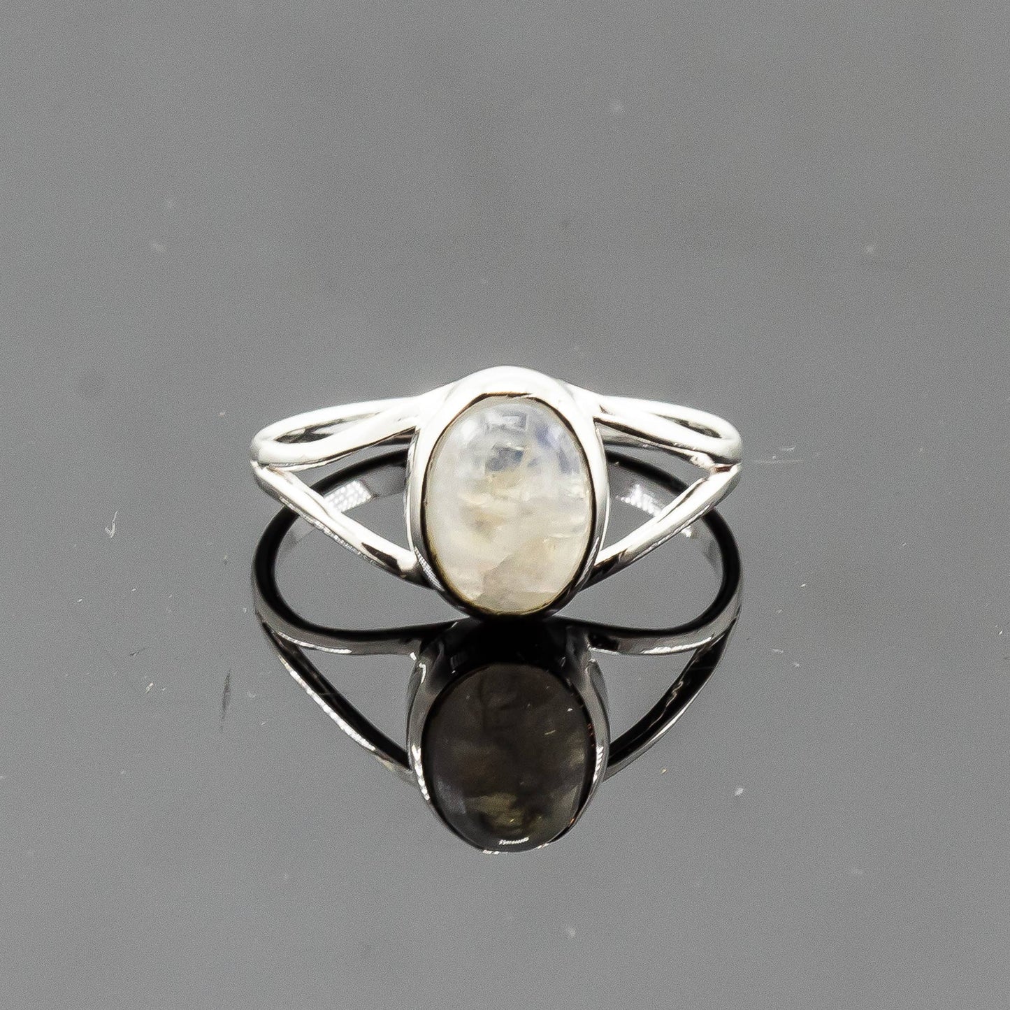 Rainbow Moonstone Ring Sterling Silver 925  : 9