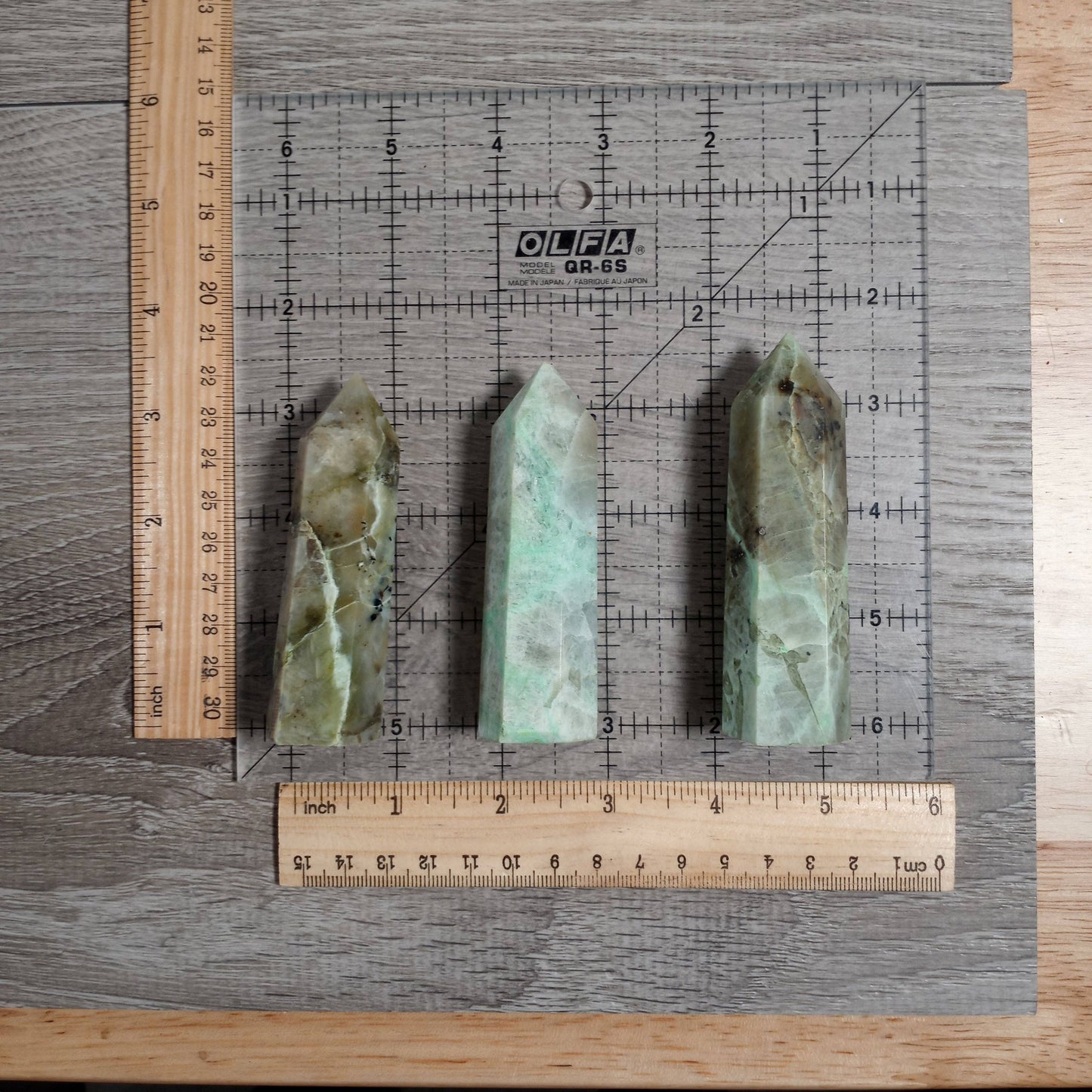 Kyanite : Gemstone Obelisks 3–4 oz