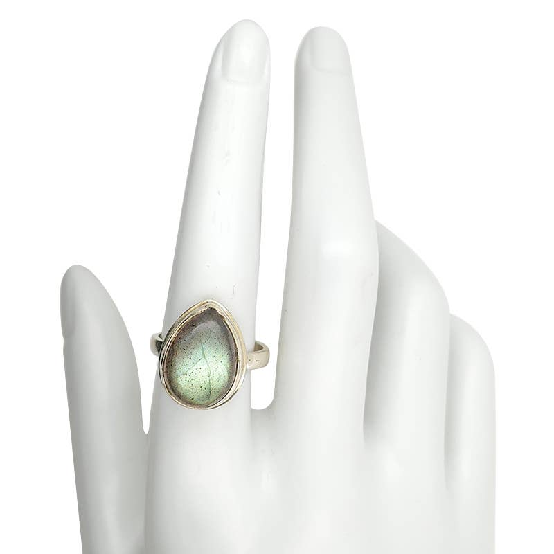 Labradorite Sterling Silver Ring: 8
