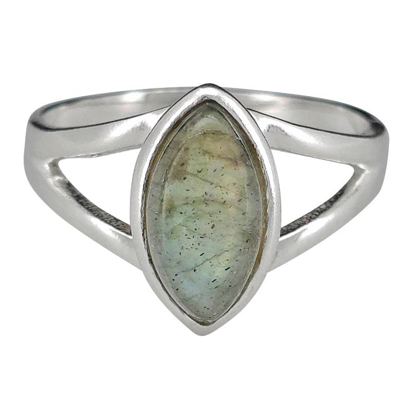 Labradorite Sterling Silver Ring: 7
