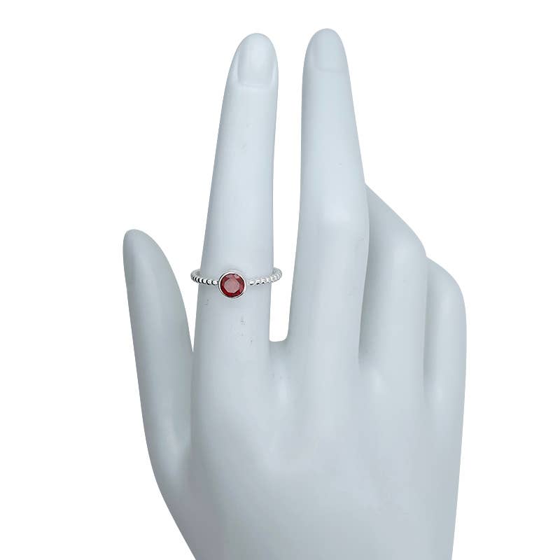 Faceted Garnet Sterling Silver Ring
: 5