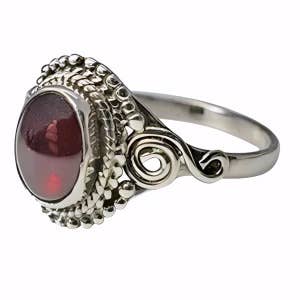Garnet Stone Sterling Silver Ring: 7